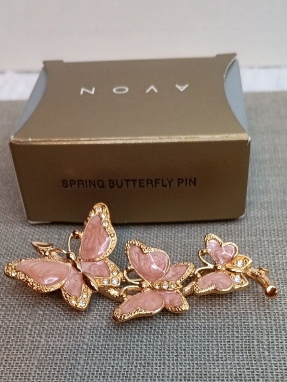 Avon Spring Butterfly Pin Vintage 1997 In Original Box